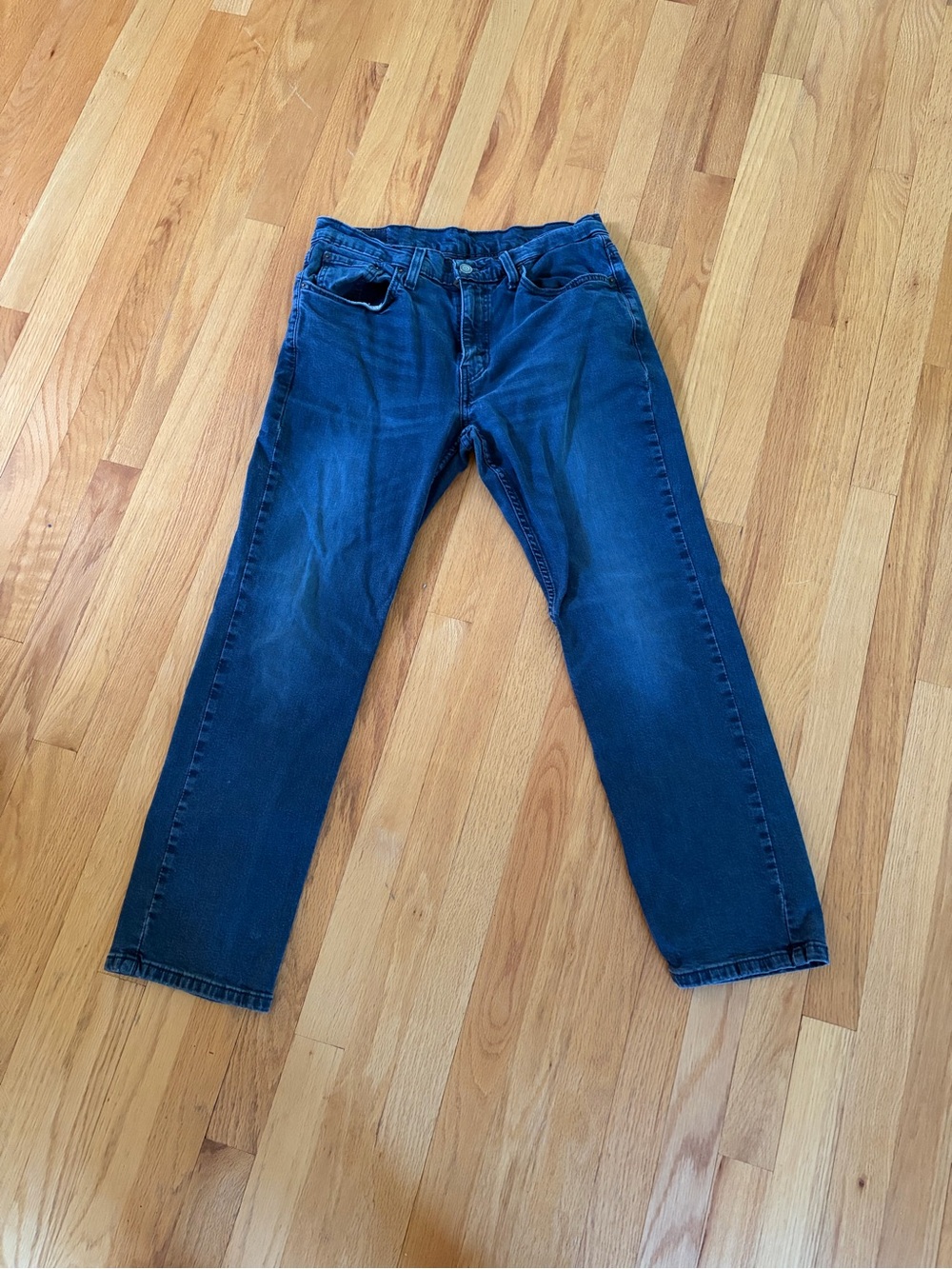 LEVI Strauss & Co 514 SMen's Dark Blue Jeans size 33 by 30
